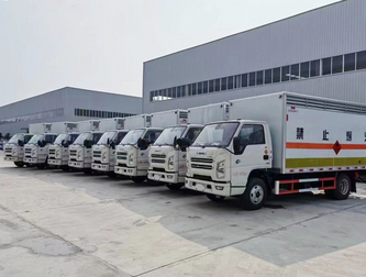 桶裝?；愤\輸車，爆破器材運輸車廠家